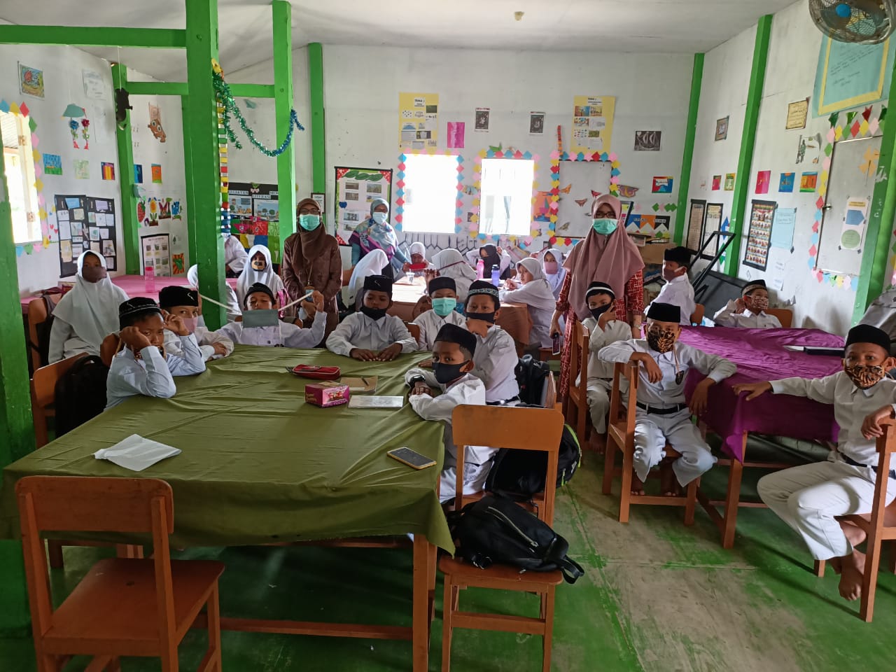 Dosen Fakultas Keperawatan Unsyiah Mengadakan Pengabdian Kepada Masyarakat Berupapelatihan Pertolongan Pertama Pada Kecelakaan (P3k) Bagi Guru Dan Siswa Sd It Hafizul ‘Ilmi Gampong Blang Krueng Aceh Besar