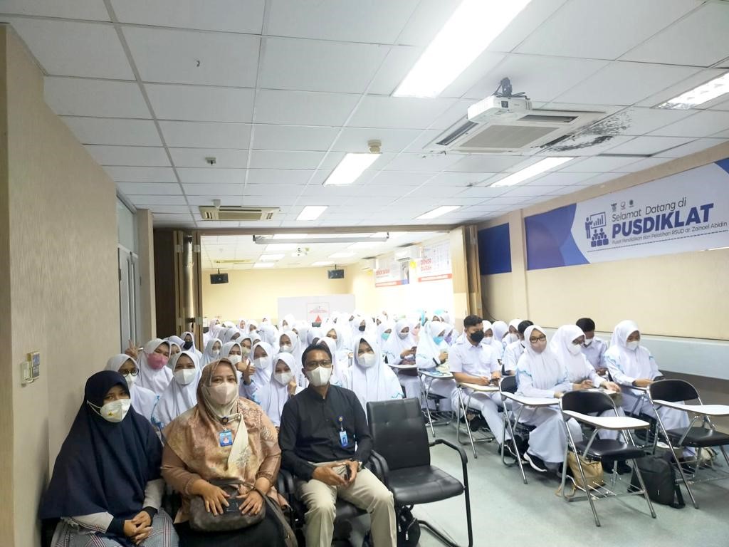 SOSIALISASI KURIKULUM PROGRAM STUDI PENDIDIKAN PROFESI NERS TAHUN AJARAN 2021-2022