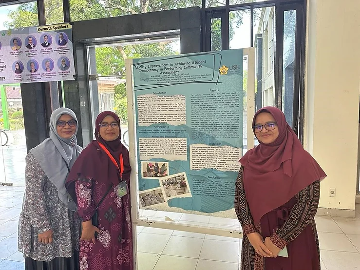 ASNIAR AND MAULINA FROM FACULTY OF NURSING UNIVERSITAS SYIAH KUALA PRESENTED THEIR POSTER ON INTERNATIONAL CONFERENCE OF CABNEI