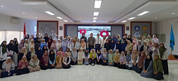 PT. BANK CIMB NIAGA Tbk. MENGADAKAN PELAKSANAAN PEMBELAJARAN DENGAN DOSEN TAMU PRAKTISI DENGAN TOPIK “EDUKASI DAN LITERASI KEUANGAN”