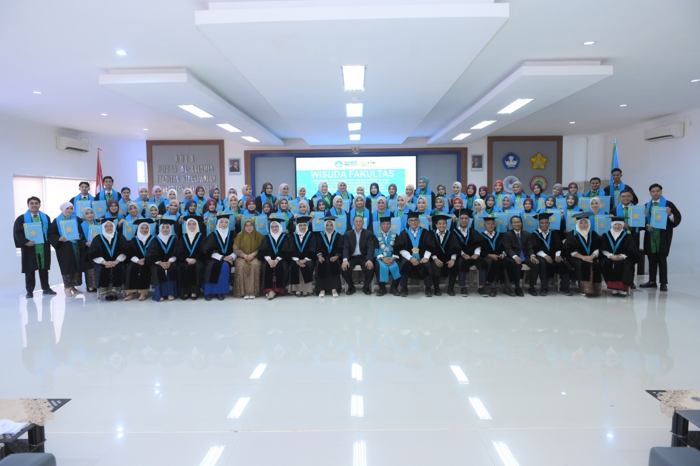 WISUDA FAKULTAS KEPERAWATAN UNIVERSITAS SYIAH KUALA: MOMENTUM BAHAGIA LULUSAN M.KEP, S.KEP, DAN PROFESI NERS