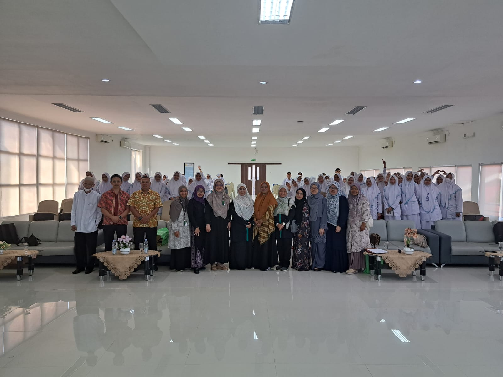 Guest Lecture Dengan  Pakar dari International Islamic University Malaysia (IIUM) Untuk Mahasiswa Fakultas Keperawatan USK