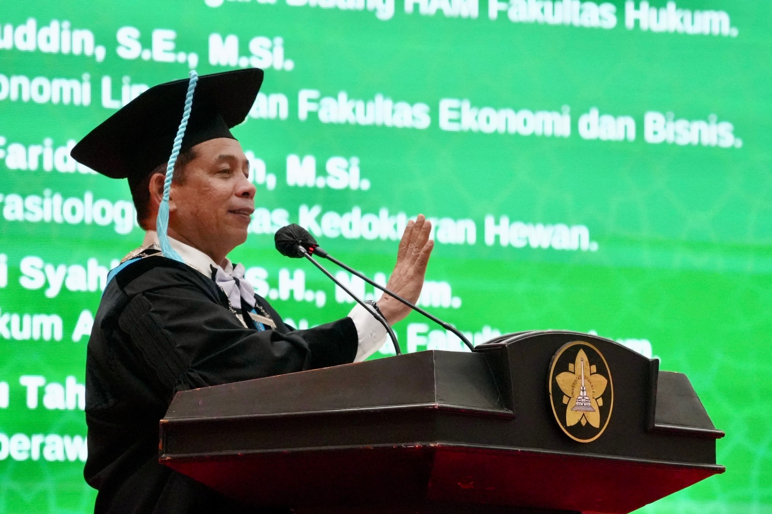PROF. DR. TEUKU TAHLIL, S.KP., M.S. RESMI DIKUKUHKAN SEBAGAI GURU BESAR DALAM BIDANG ILMU KEPERAWATAN KOMUNITAS UNIVERSITAS SYIAH KUALA