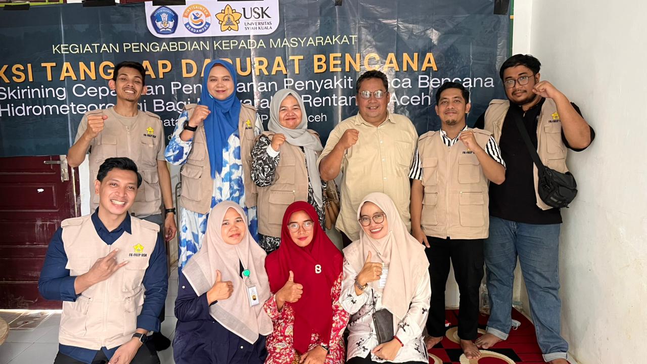 Tim PKM Tanggap Darurat Bencana FK-FKEP USK berikan Layanan Kesehatan bagi 170 Warga Terdampak Bencana di Aceh Tamiang