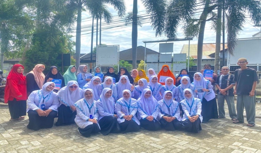 Mahasiswa K3S FKep USK Gelar Edukasi dan Senam Hipertensi di Gampong Geuceu Kayee Jato