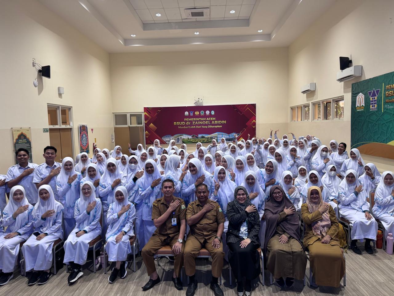 FKep USK Resmi Serahkan 90 Mahasiswa Profesi Ners untuk Menjalani Praktik Klinik di RSUDZA